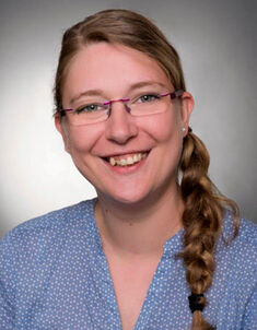  Nicole Hildebrand